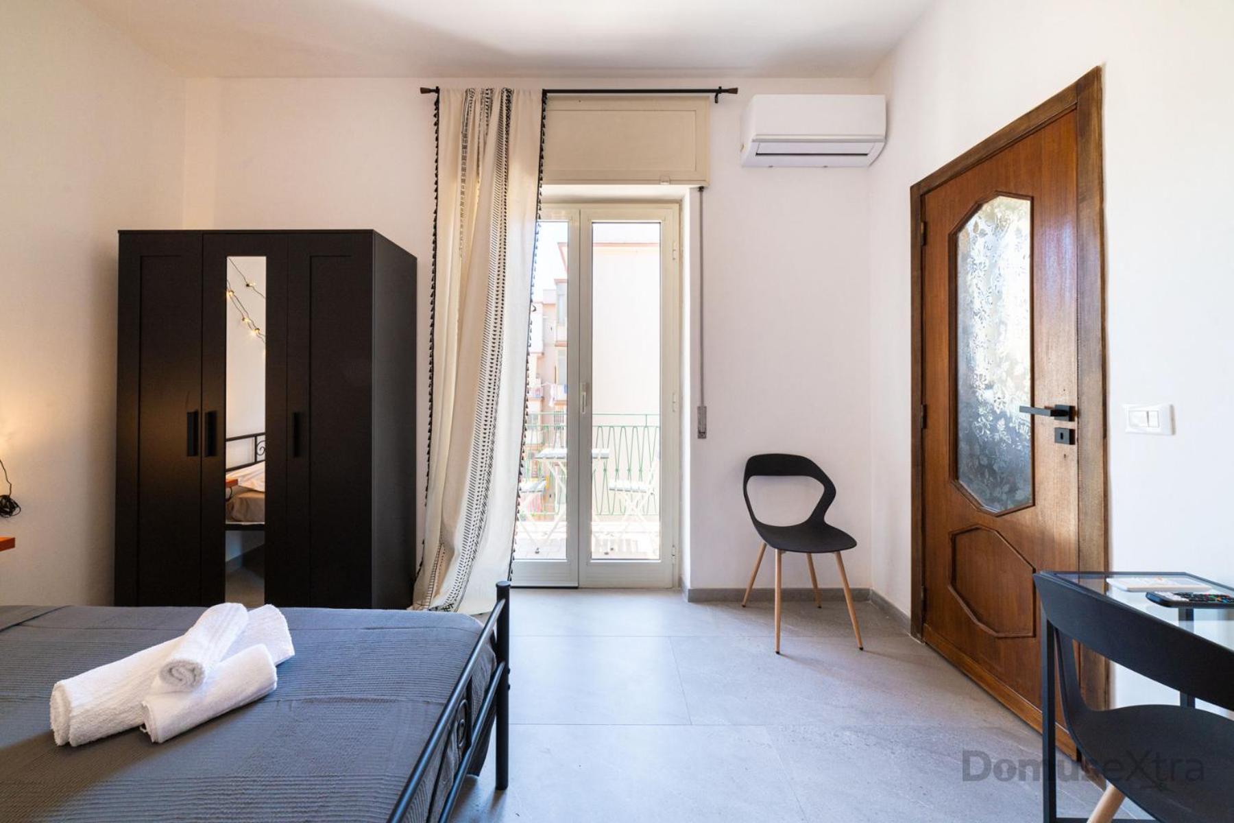 Appartamento Clara Domus By Domusextra Napoli Esterno foto