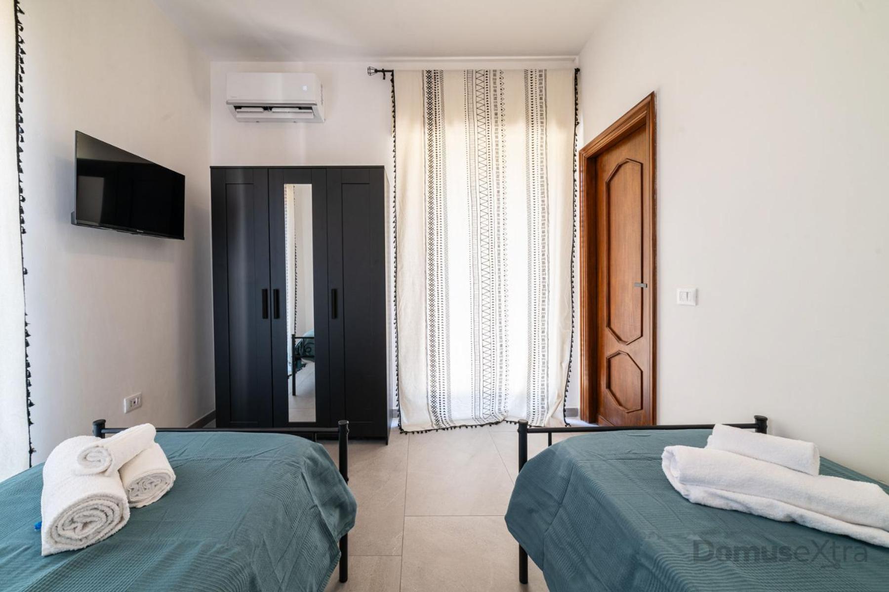 Appartamento Clara Domus By Domusextra Napoli Esterno foto