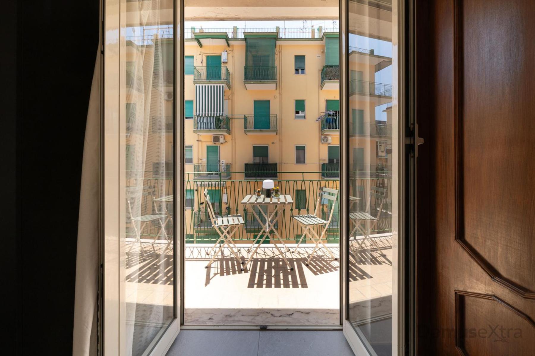 Appartamento Clara Domus By Domusextra Napoli Esterno foto